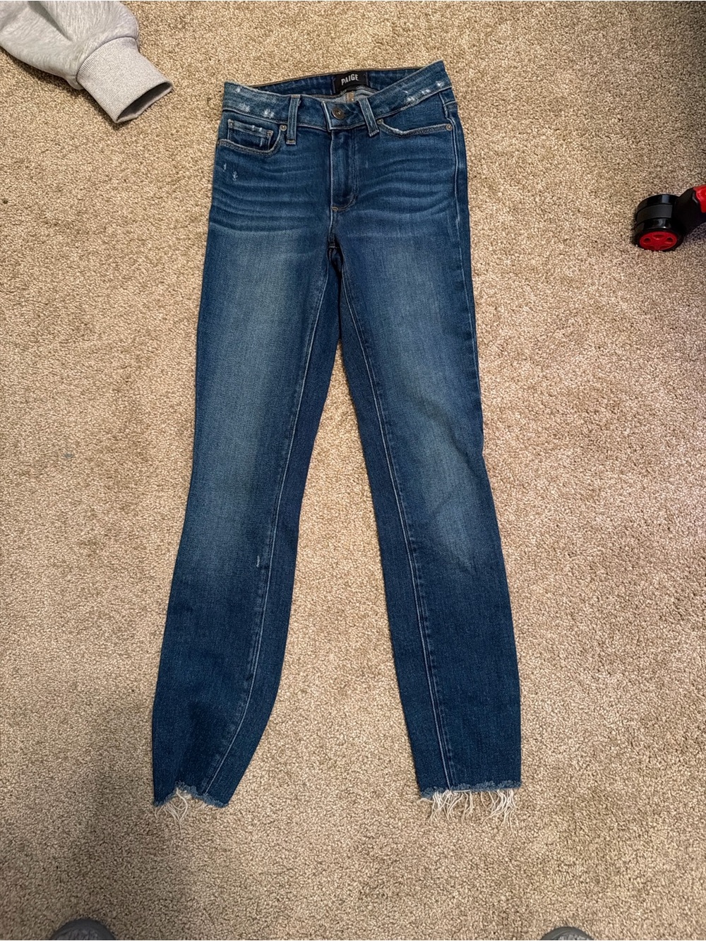 Paige Women's high  Wash Skinny Jeans with Raw Hem size 23